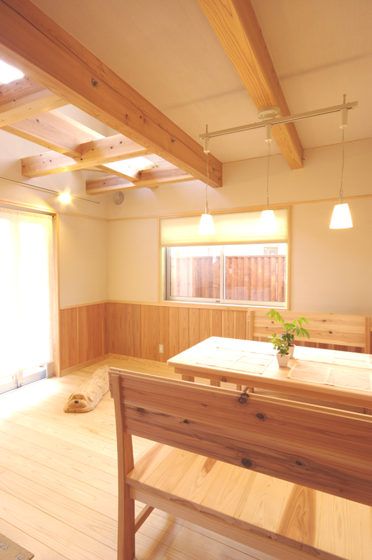 18年経過した体験館<br />
冬の「暖かさ」を体感してみませんか！